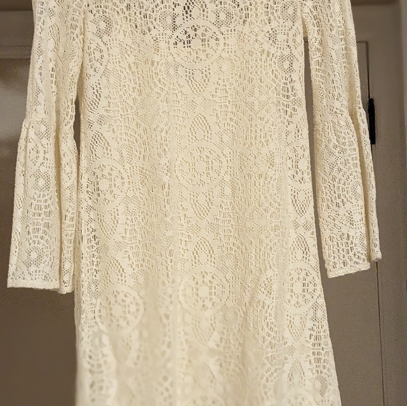 Dreamy Bohemian: Cream Lace Bell Sleeve Mini (American Eagle) (XXS) - Picture 9 of 11